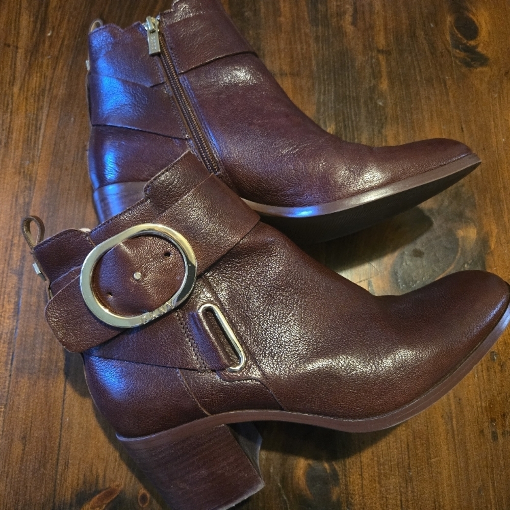 Dkny Brown Leather Ankle Boots